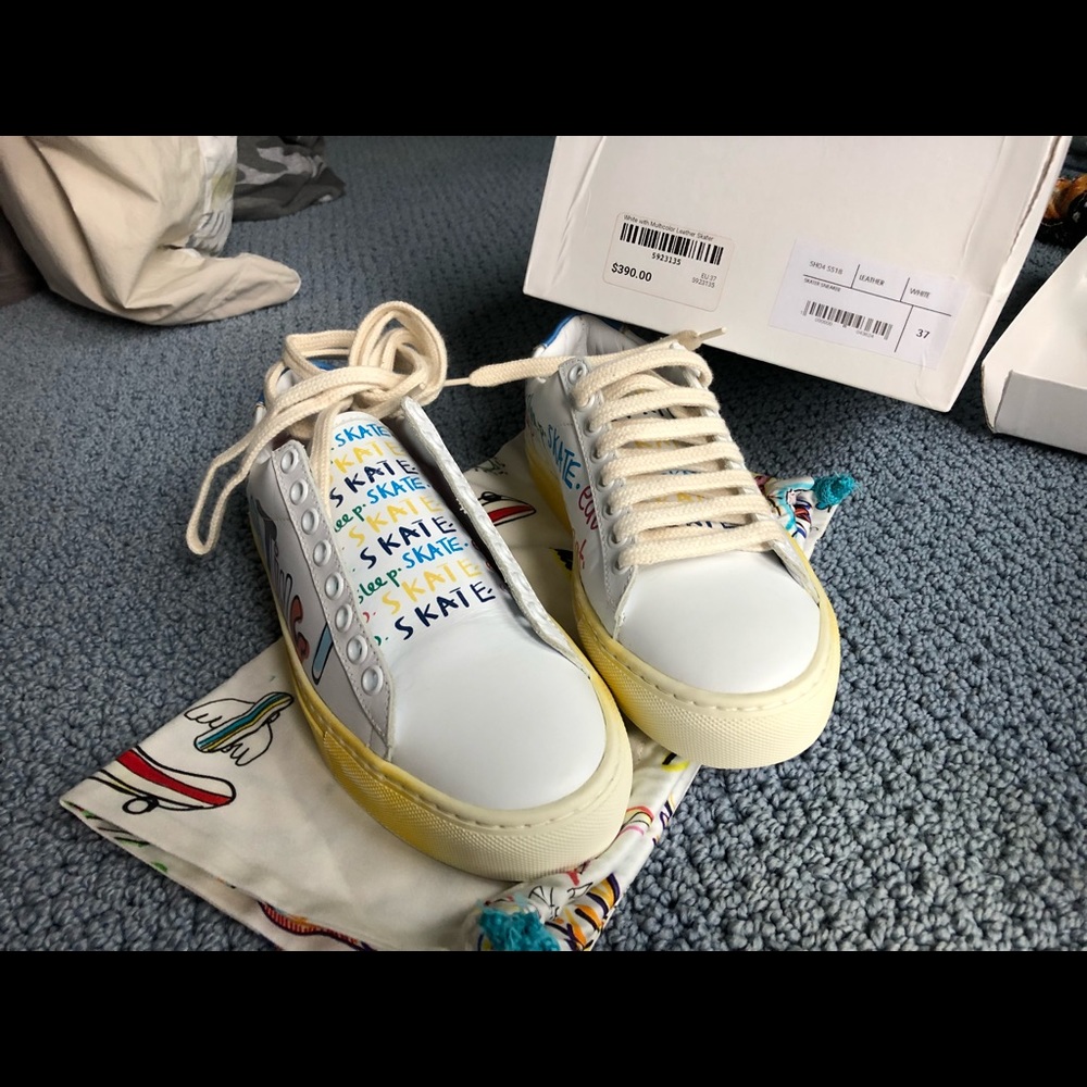 BRAND NEW MIRA MIKATI SNEAKERS